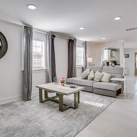 Modern New Orleans Retreat 7 Mi To French Quarter Villa